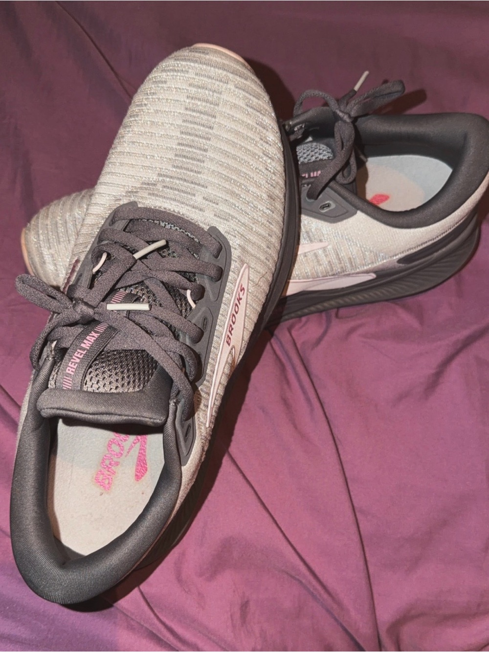 Brooks Women's Gray and Pink Running Sneakers